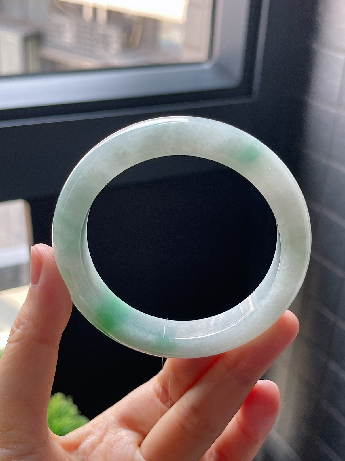 正圈55.5圈口，翡翠糯化种飘花手镯