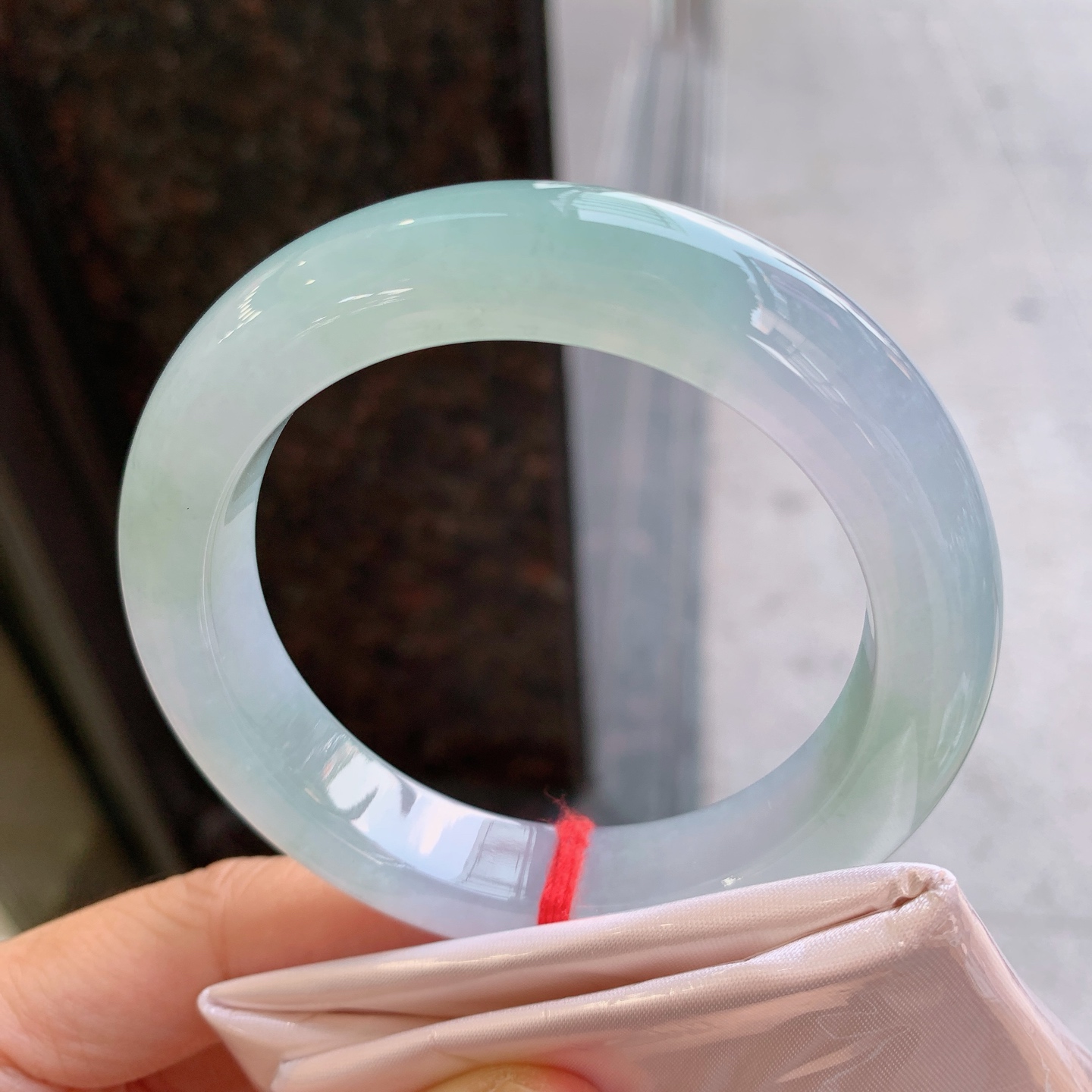 正圈冰晴，无裂，冰润