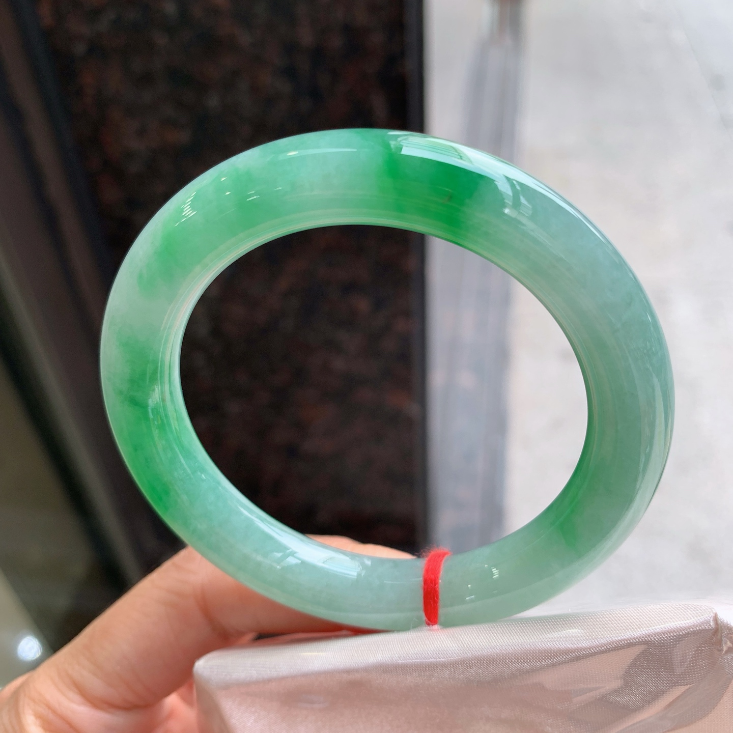 圆条飘绿 无裂 色辣