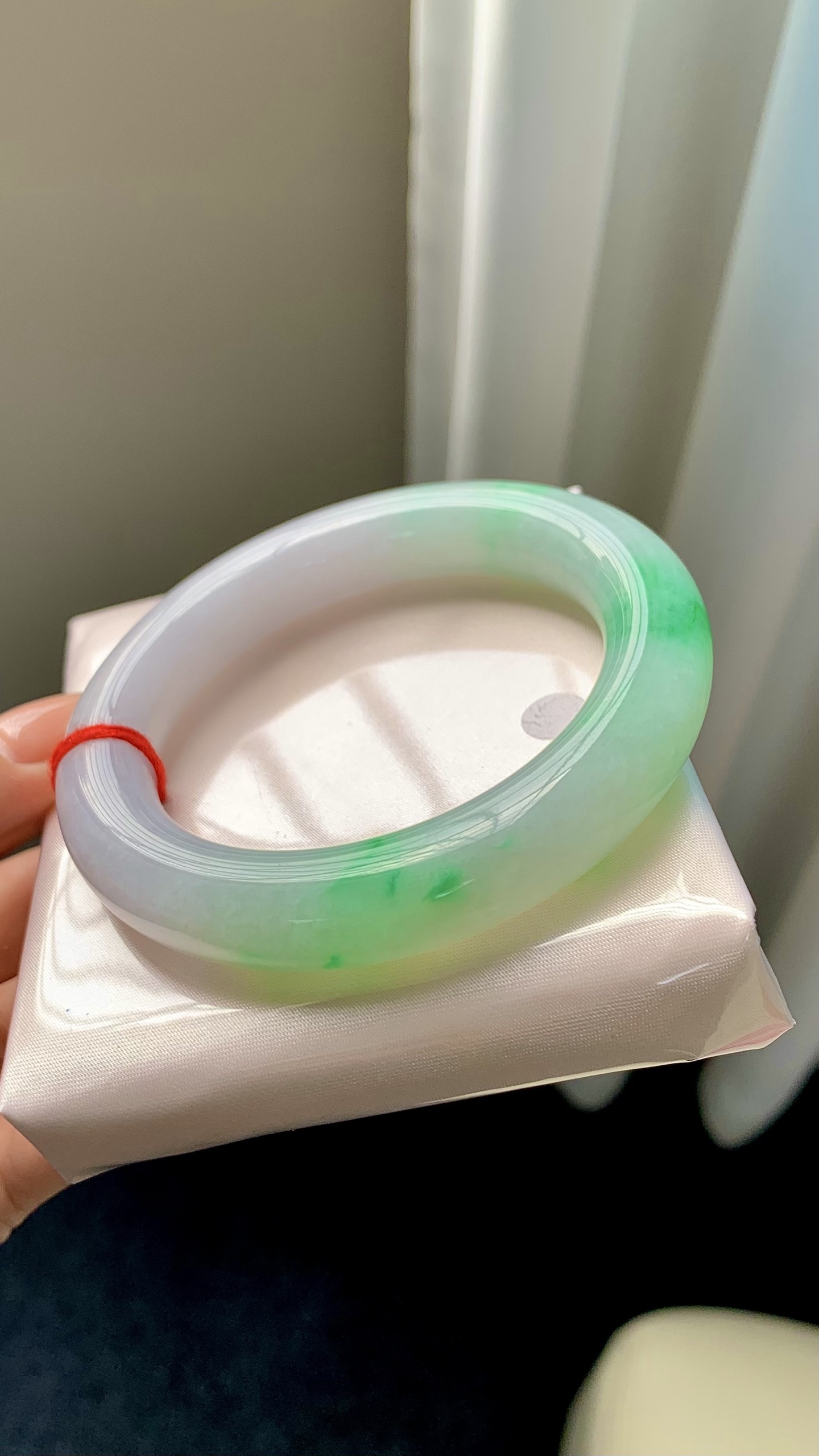 飘绿正圈成品 HYC-1086 尺寸：56-10.5-10