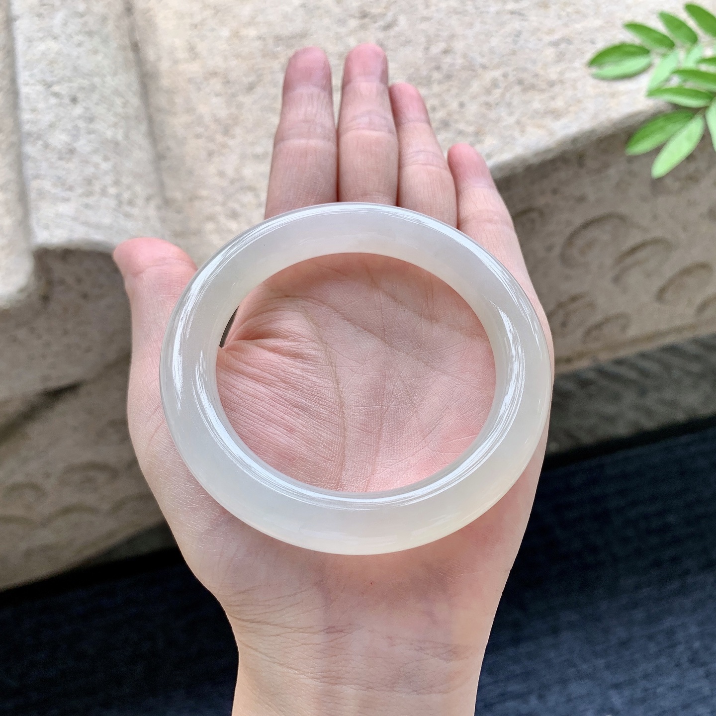圆条55 56 冰糯黄翡，水润，种老，细腻，打灯有絮线