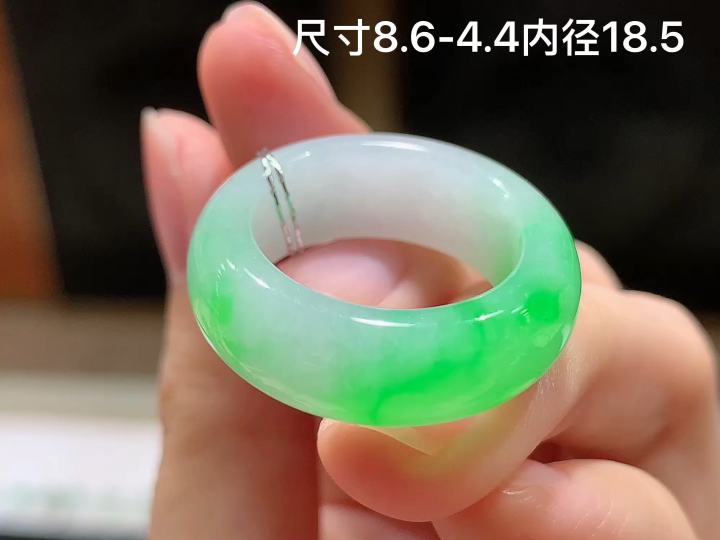 ️ 冰飘绿戒圈, 老坑冰透 种老水足 水润光泽, 性比高, 无裂, 尺寸看图