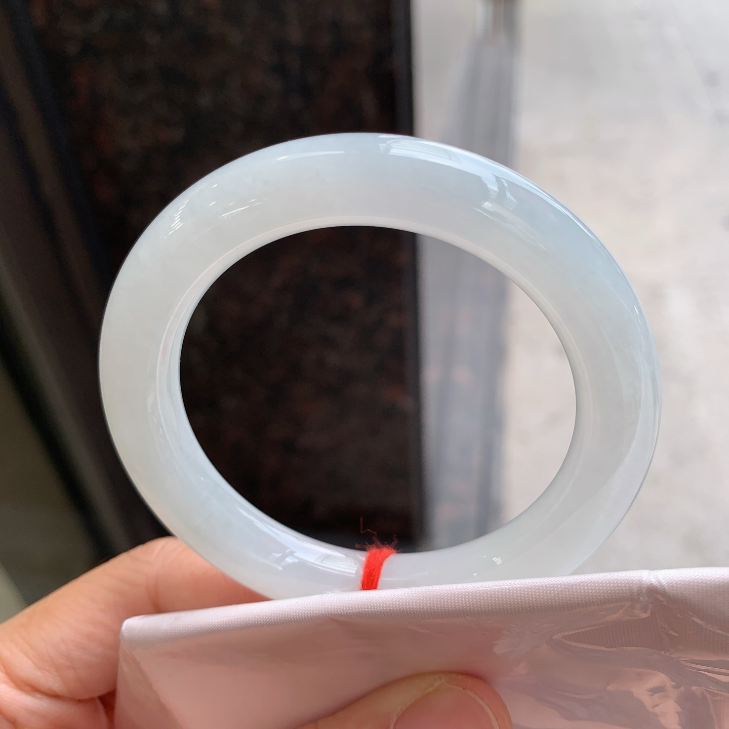 圆条细糯，无裂，细腻