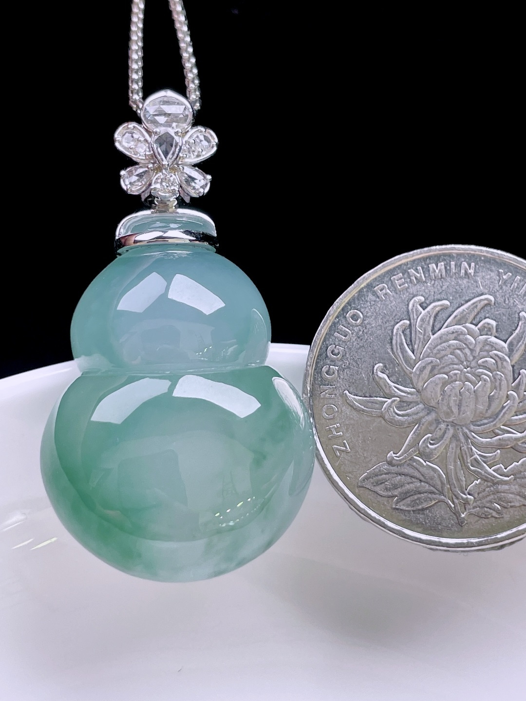 ️ 冰飘花葫芦 飘花灵动，种老饱满，18k金镶嵌 整体：39.2 裸石：29.6/21.8/11.8