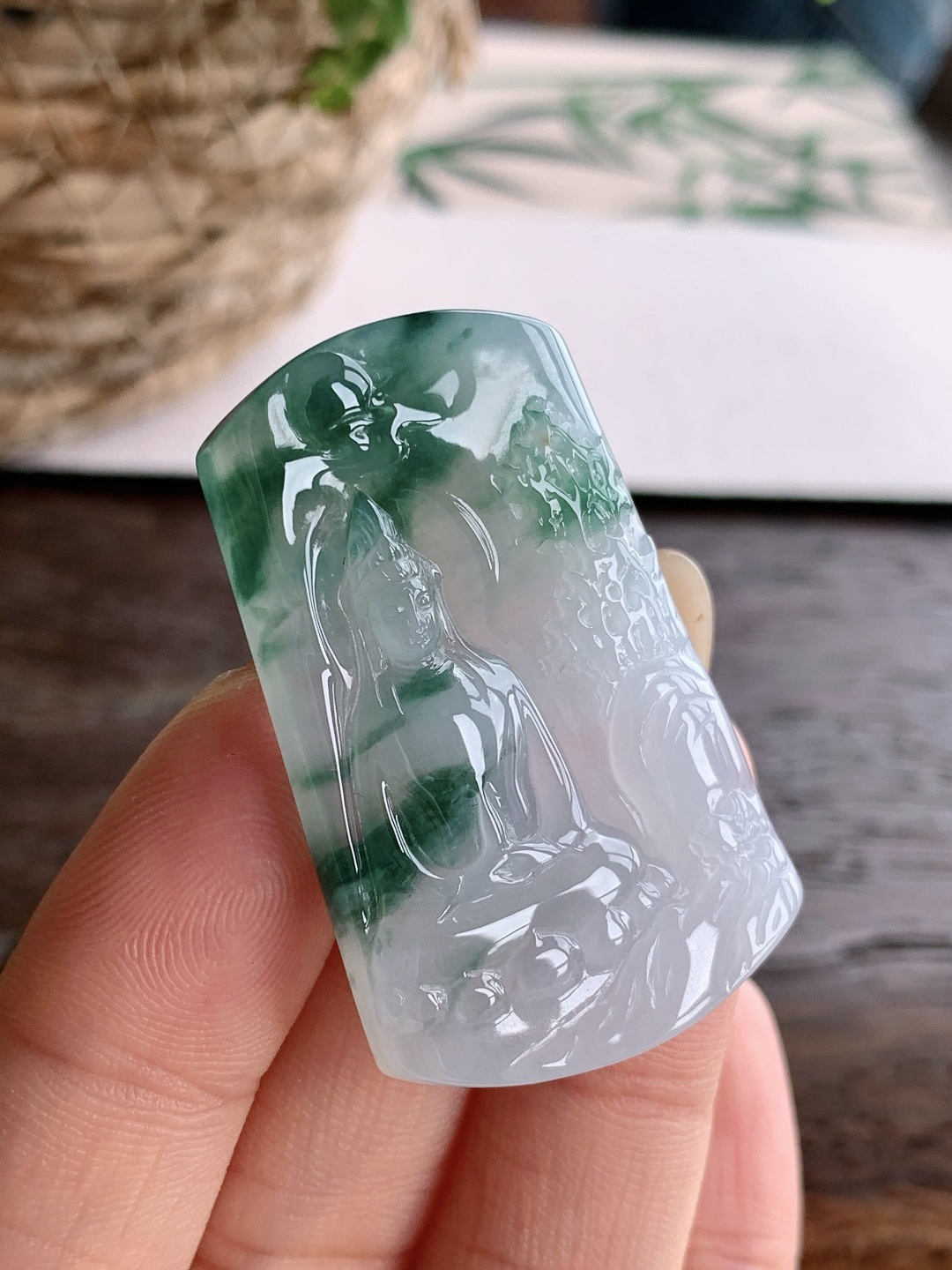 【已结缘】【裸石】️冰飘花山水观音牌吊坠【说明】缅甸  性比高  【尺寸】42.3-26.5-5.7【重量】16.5克