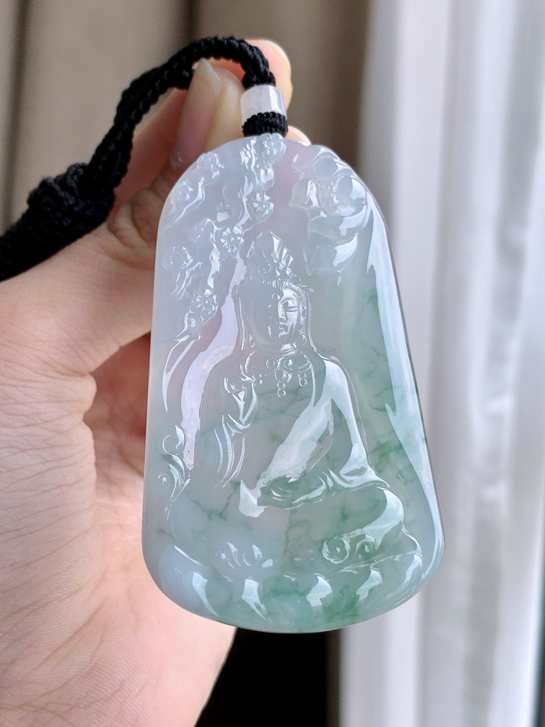 【裸石】冰飘花莲花观音牌吊坠【说明】缅料 性比高 【尺寸】65.7-38.3-5【重量】30.6克