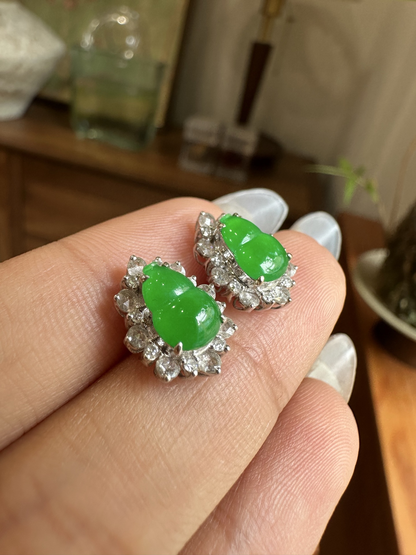 ️ 阳绿葫芦耳钉