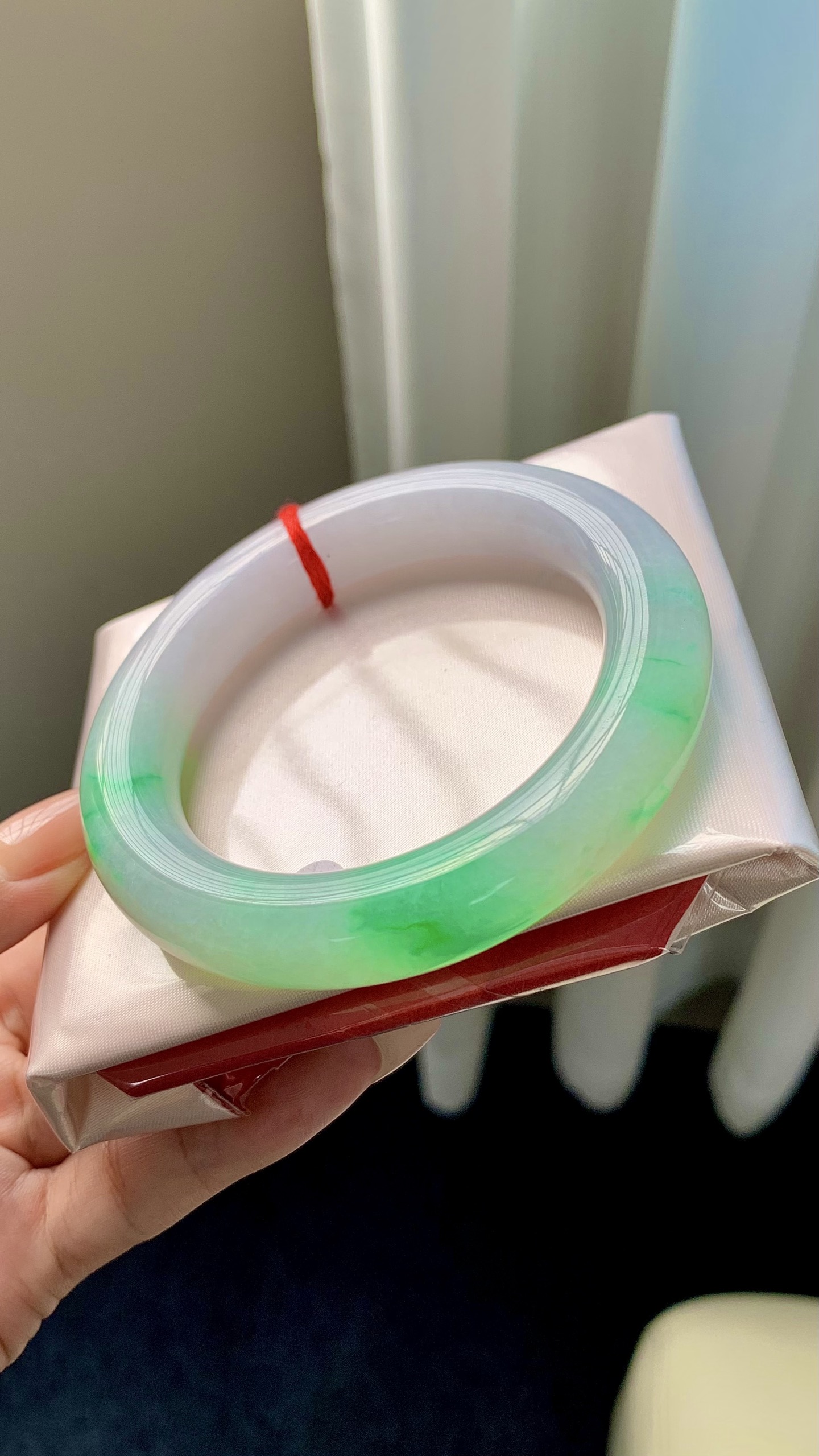 飘绿正圈成品 HYC-1086 尺寸：56-10.5-10