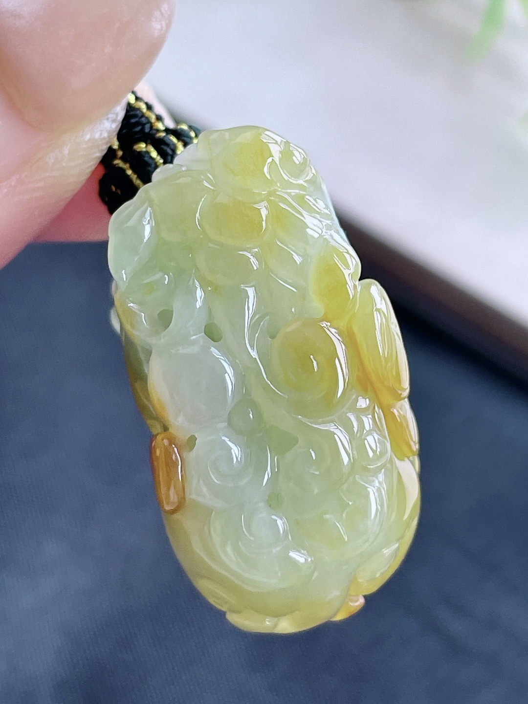 冰飘黄翡貔貅吊坠,性比高,超厚