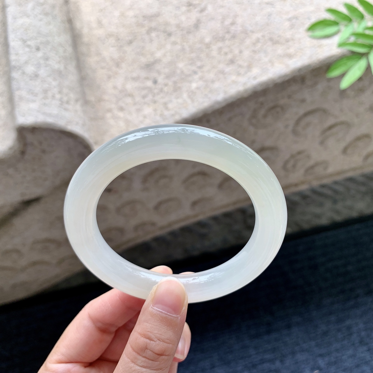 圆条55 56 冰糯黄翡，水润，种老，细腻，打灯有絮线