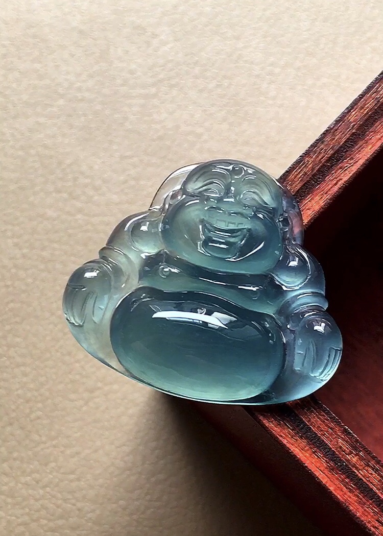 ️ 冰种天空蓝佛公 色泽浓郁无比，底子细腻起胶，无裂尺寸19.3*22*4.8