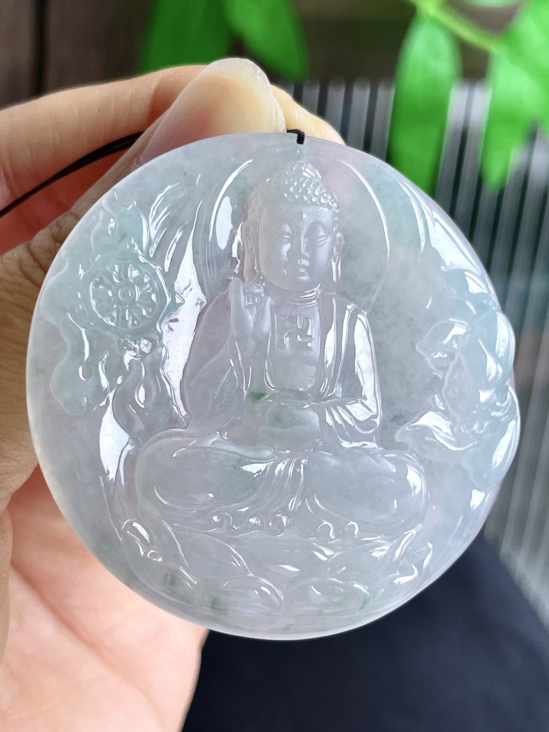 【裸石】冰飘花阿弥陀佛牌子无事牌吊坠【说明】缅甸 无裂 性比高【尺寸】47.8-5.3【重量】27克