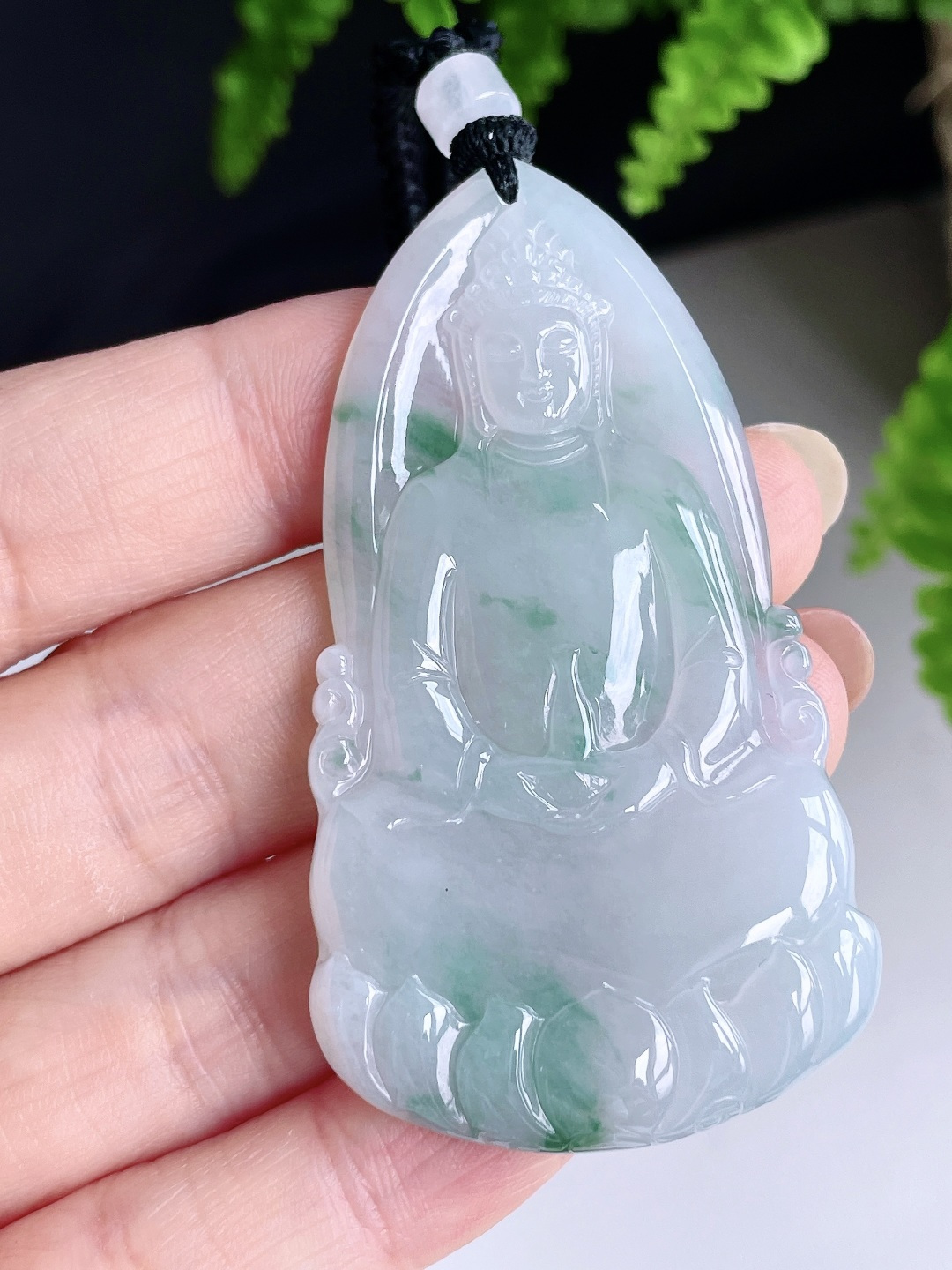 【裸石】糯冰飘绿花观音牌吊坠【说明】缅甸 无裂 性比高 飘花【尺寸】64-35.3-5.8【重量】27.6克
