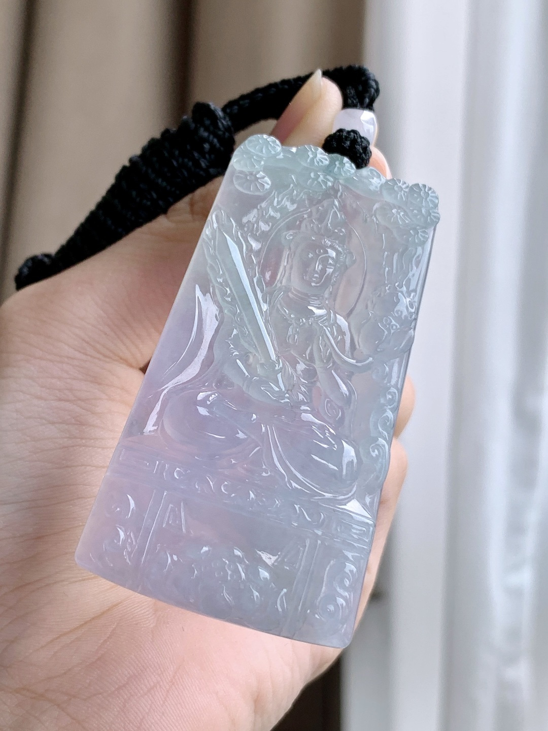【裸石】冰紫底虚空藏菩萨牌吊坠【说明】缅甸 性比高 厚装【尺寸】63.2-35.2-6【重量】33.4克