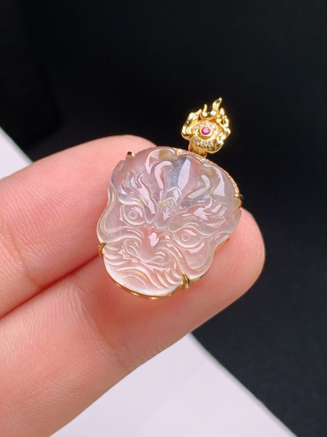 ️ 冰种瑞兽吊坠，冰透莹亮，雕工立体，纳福
