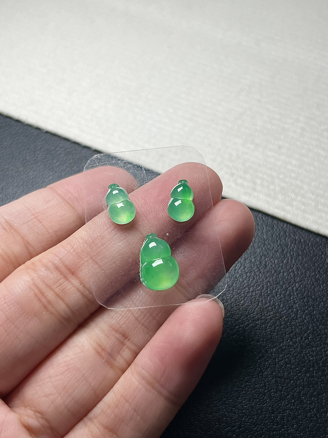 【葫芦一手】种老细腻，色阳浓郁起胶，尺寸：11.6*7.4*4.5，9*5.6*3.2，8.8*5.