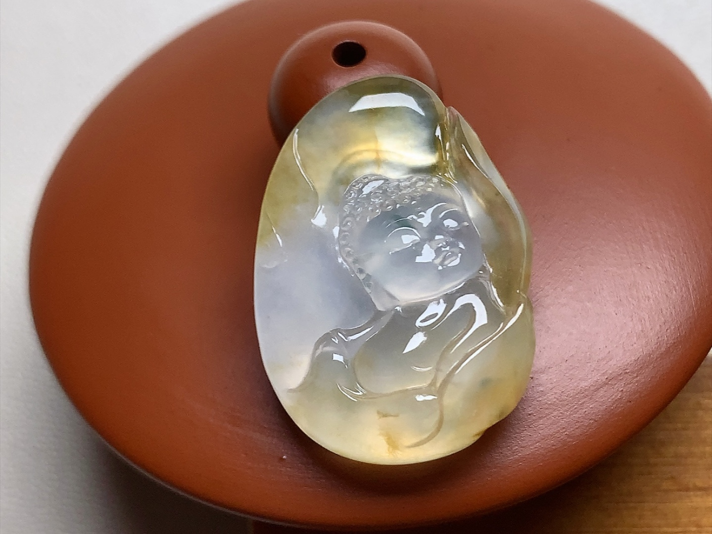 ️ 玻璃种黄翡佛牌 色泽金黄漂亮，造型可爱，无裂尺寸26.3*18.6*6.8