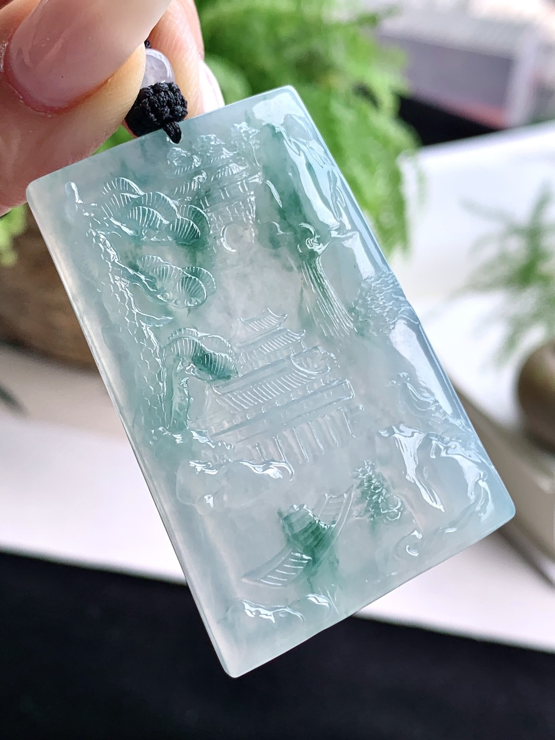 【裸石】️冰飘花山水牌大山水牌吊坠【说明】缅甸 性比高 厚装【尺寸】57.2-38-6.3【重量】37克