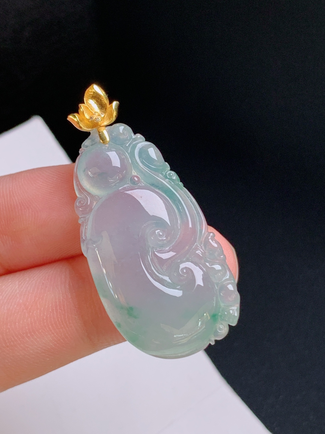 ️ 冰飘花如意吊坠，种水通透，飘花灵动，吉祥顺遂 裸石33.5-18.5-5.7 整体40.6 5