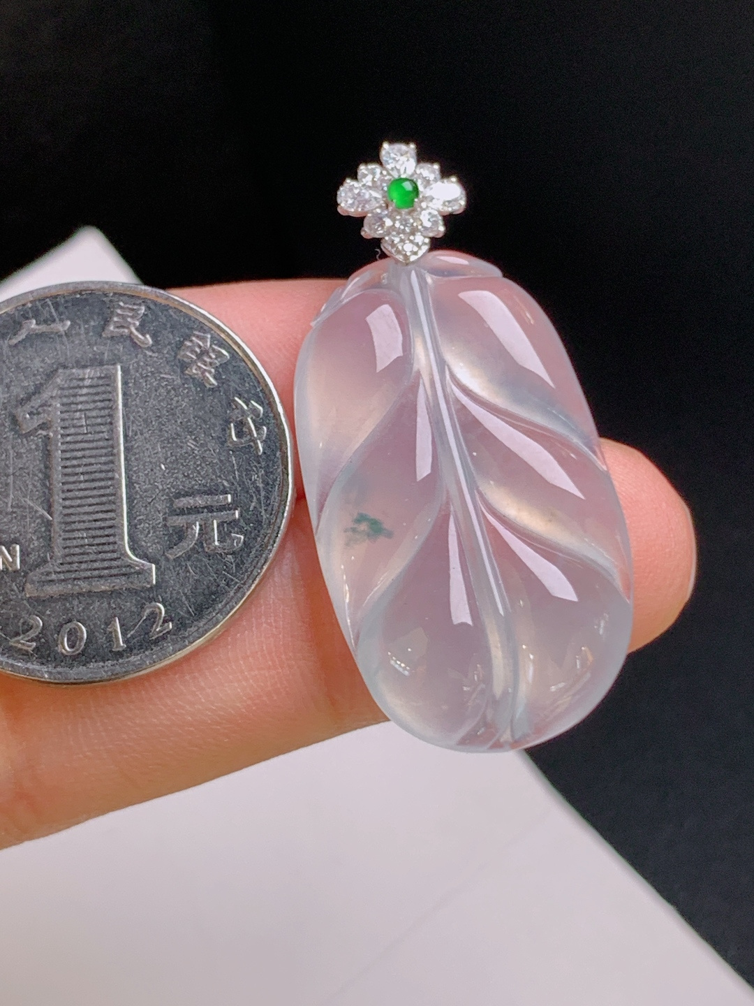 ️ 冰种树叶吊坠，冰胶起荧，线条流畅，金枝玉叶 530904