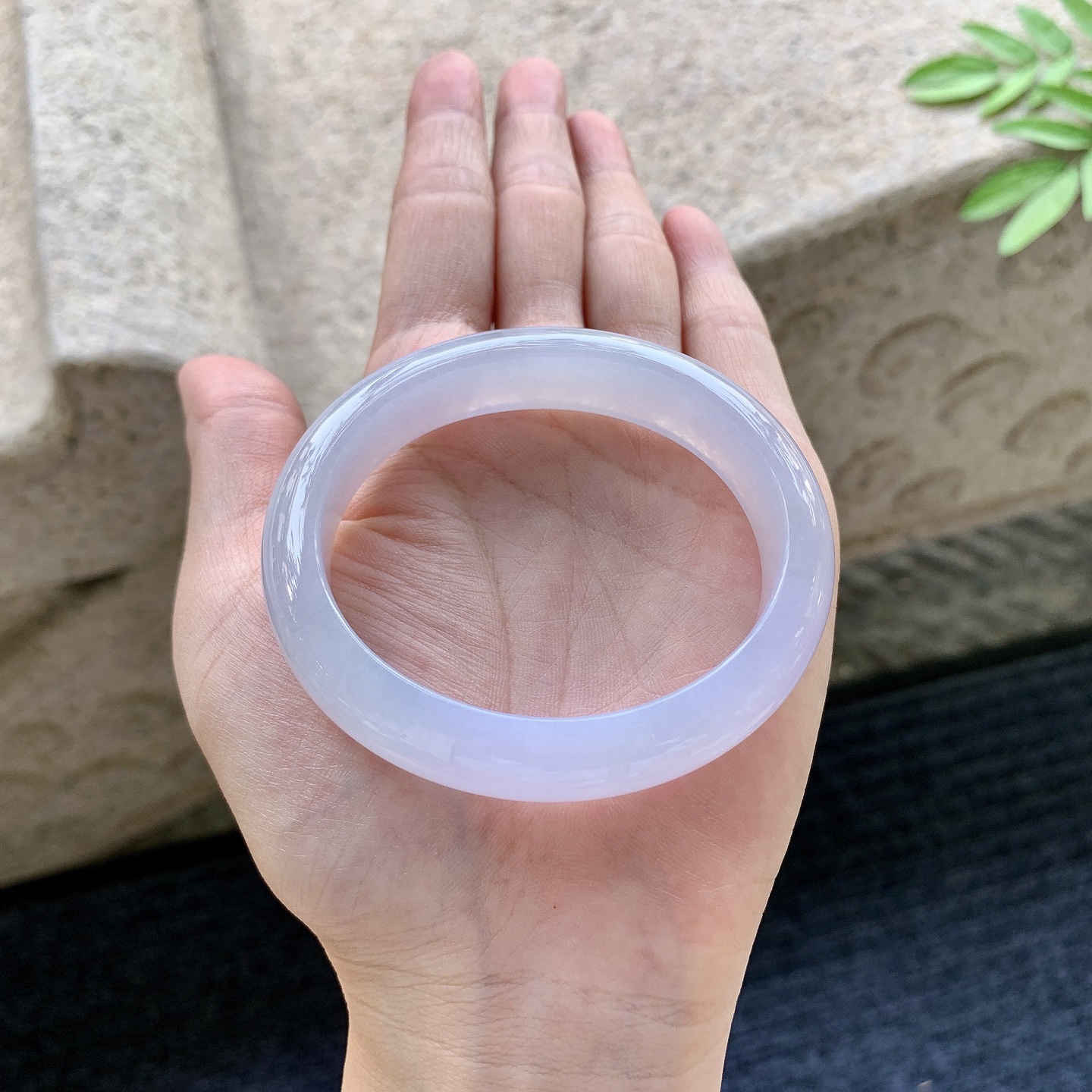 贵妃54 55，糯冰粉紫，水润，种老，细腻，打灯有棉线