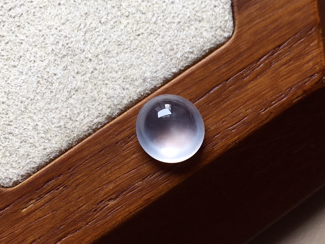 ️ 玻璃种蛋面 种老，光感十足，无裂尺寸9*8.8*5