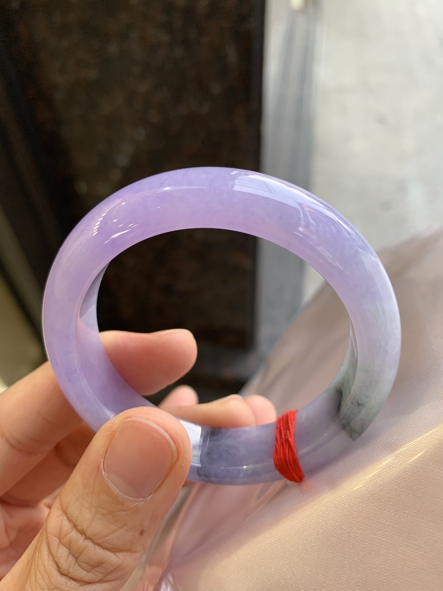正圈粉紫带乌鸡，有纹，尺寸：51.5/13.3/8.2，小圈口
