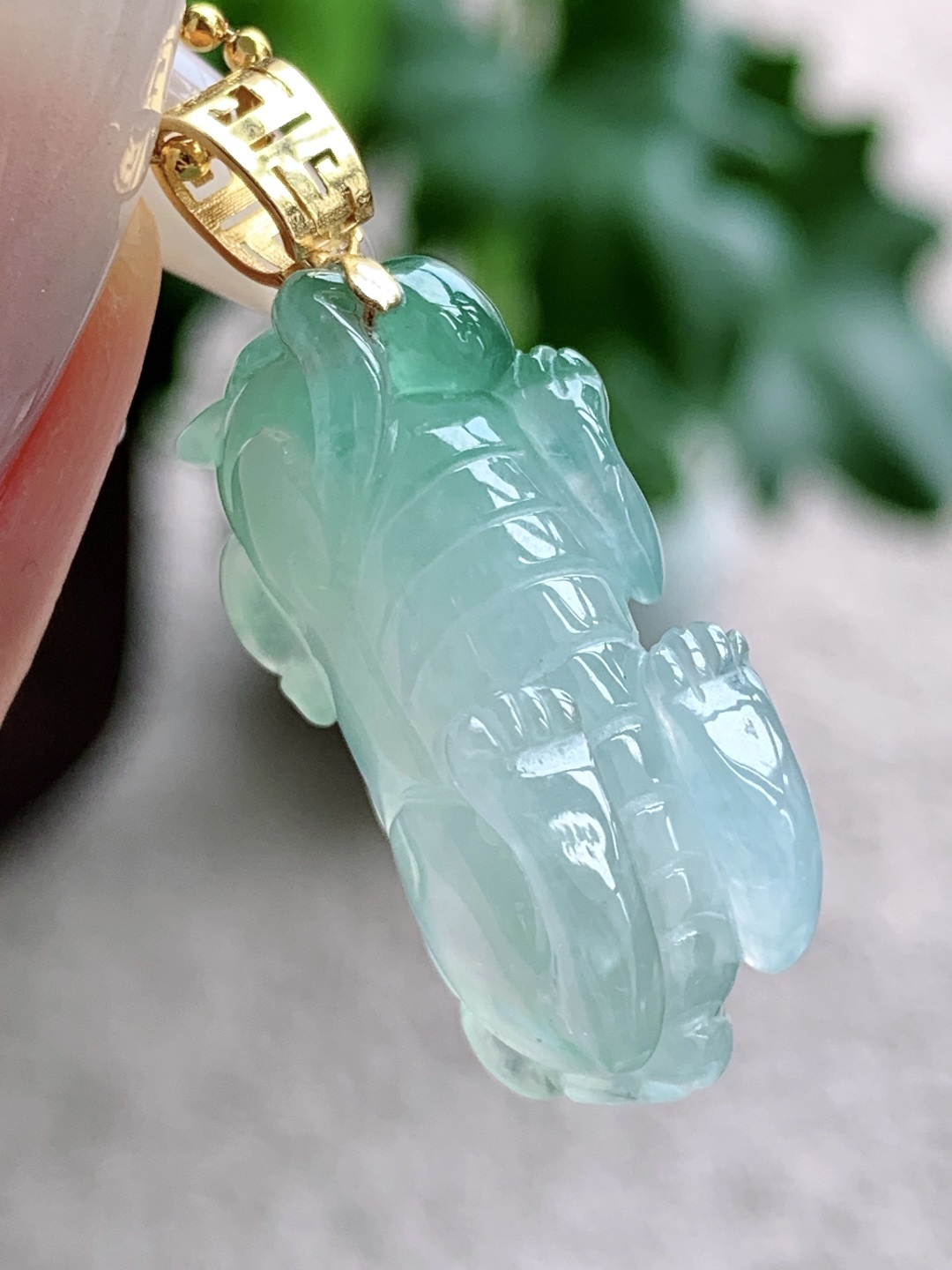 冰飘花貔貅吊坠，18k金镶嵌，无裂，性比高，超厚