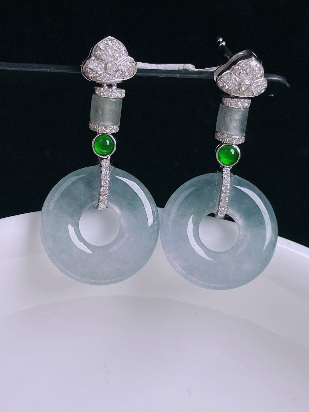 冰紫耳坠，18k镶嵌，老种起光，细底通透，尺寸：裸石14.3/3.3mm0909
