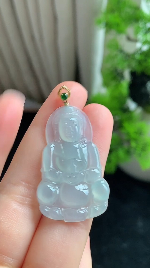 天然翡翠，冰胶观音18k金 bf95