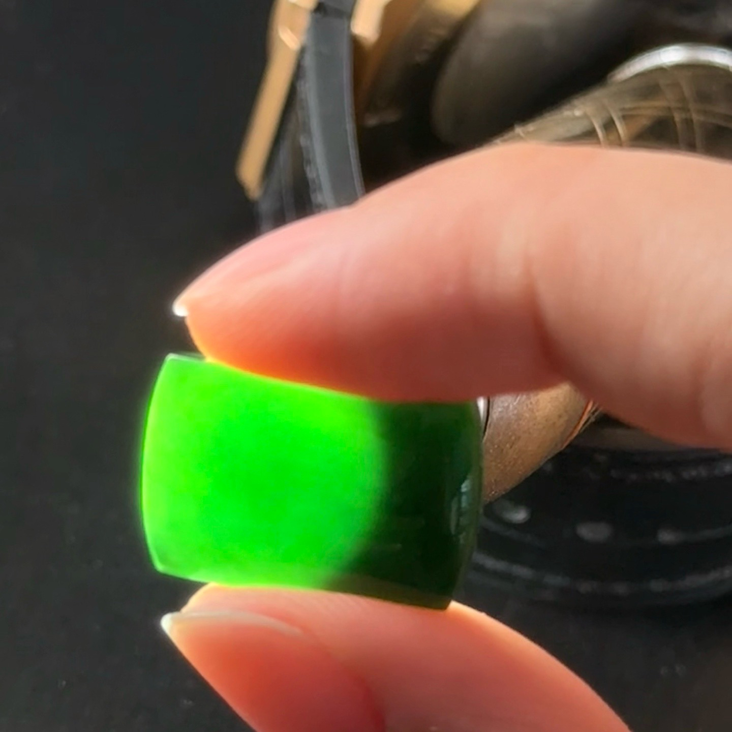 精品墨翠马鞍戒面 种好色正 黑度极好 打灯通透 油性十足  尺寸20.1