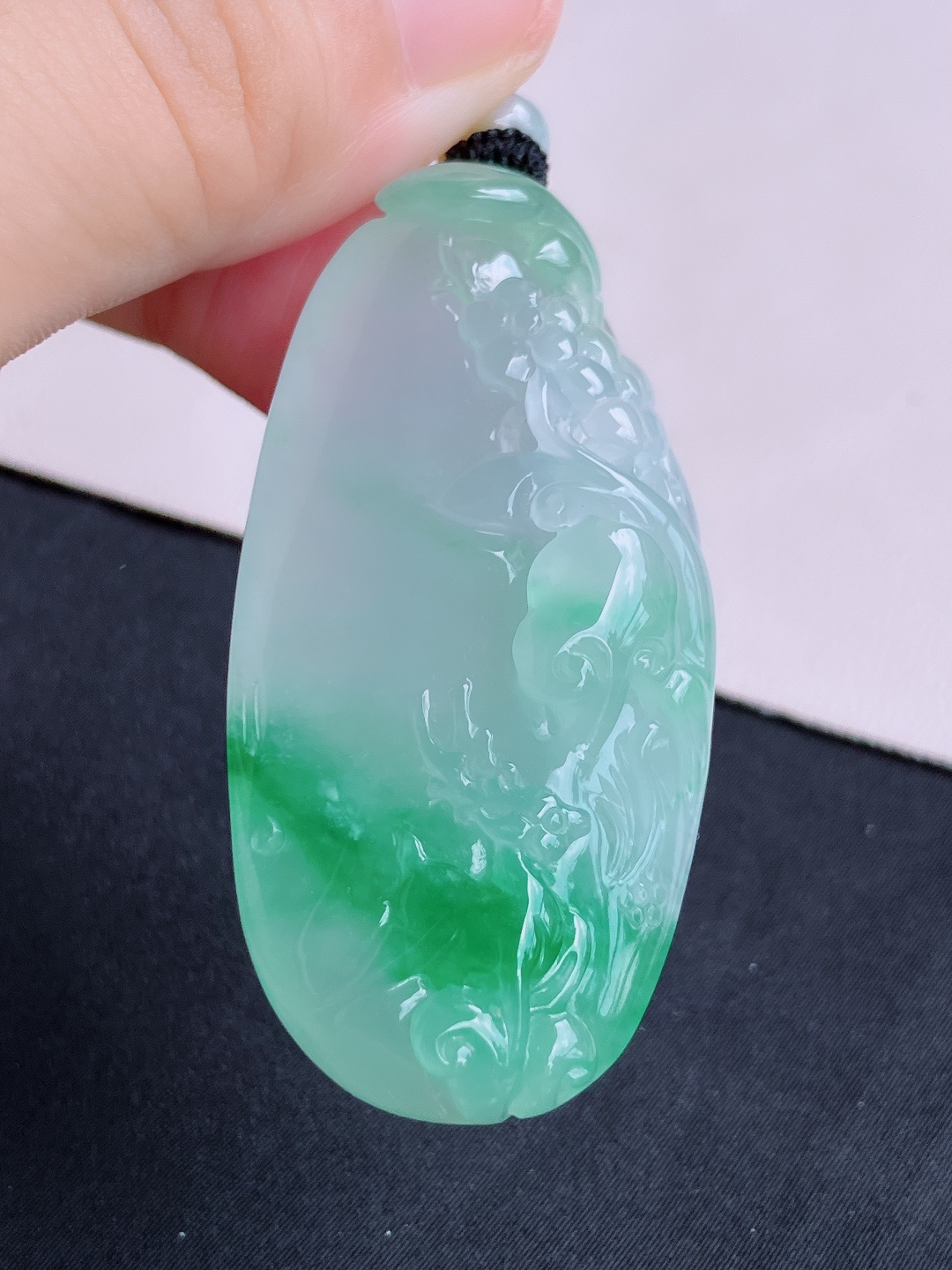 冰飘绿一平安，晶莹剔透，自然光实拍