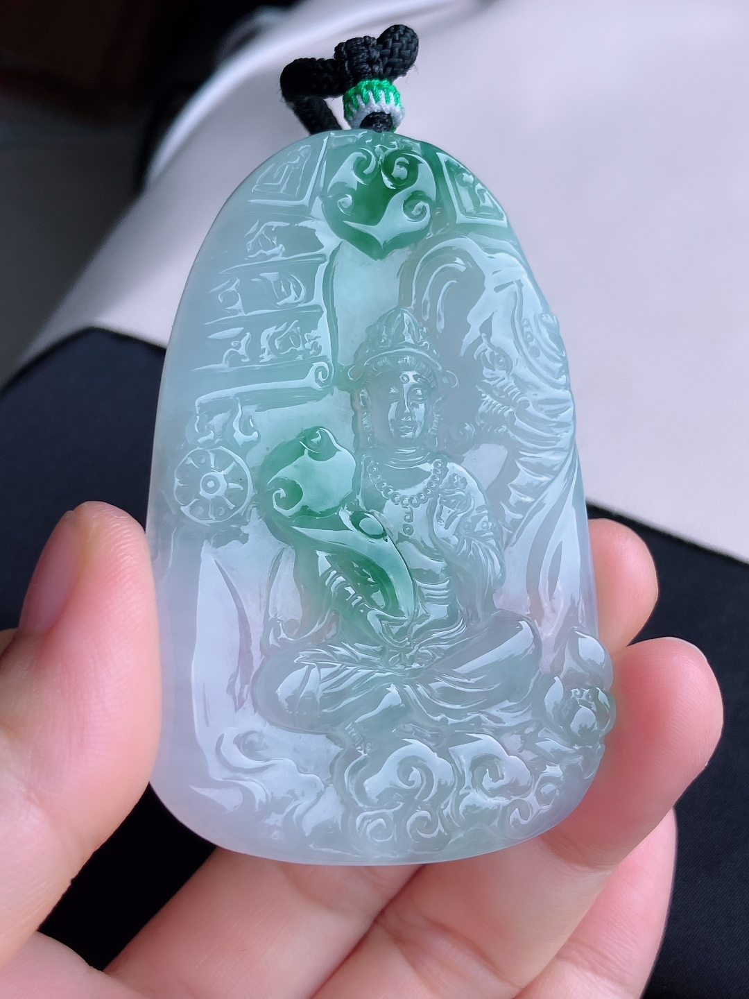 冰飘花普贤观音，晶莹剔透，尺寸70.8/45.6/5.6/自然光实拍