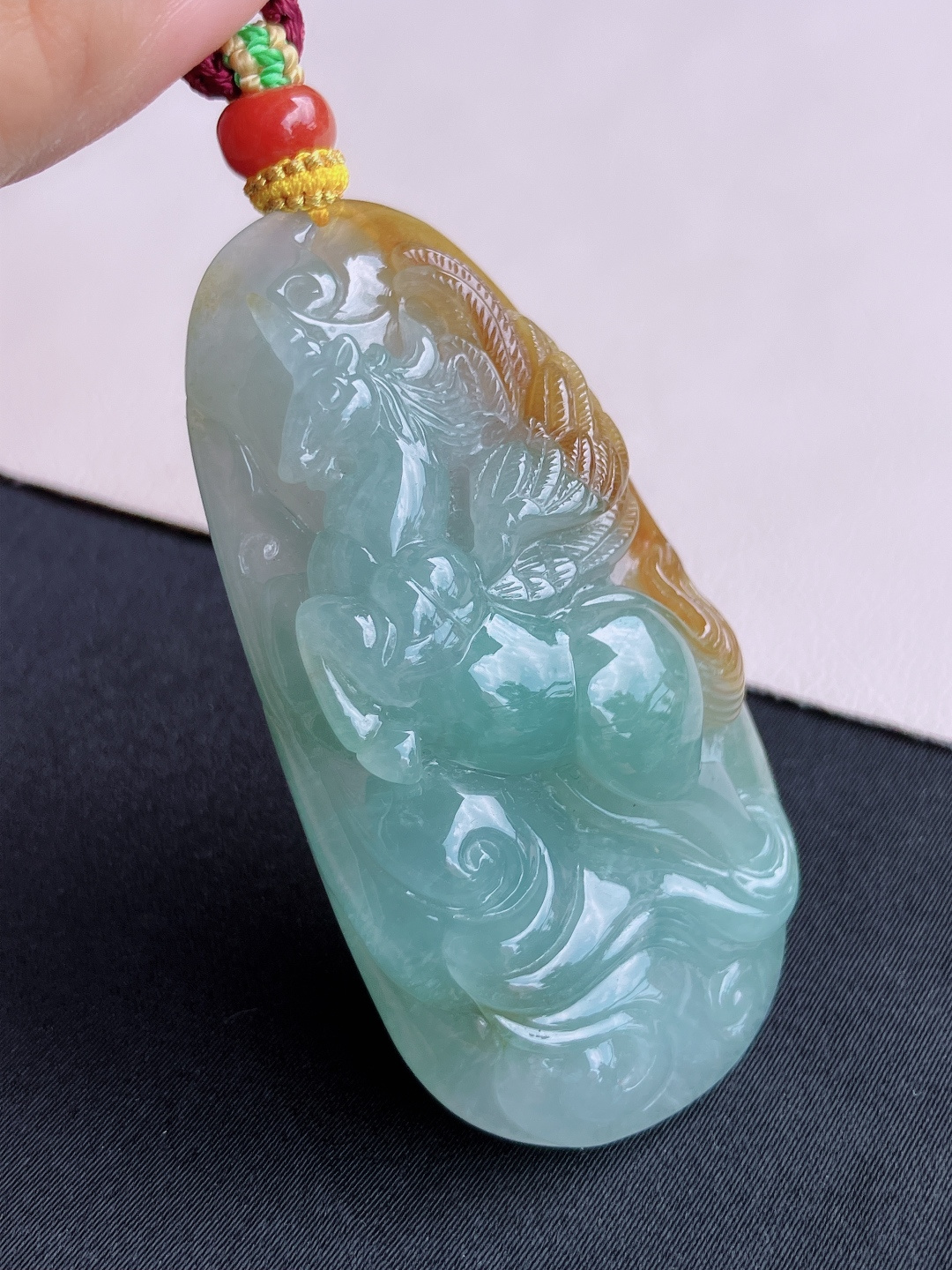 双彩马踏飞燕，特色大气，自然光实拍