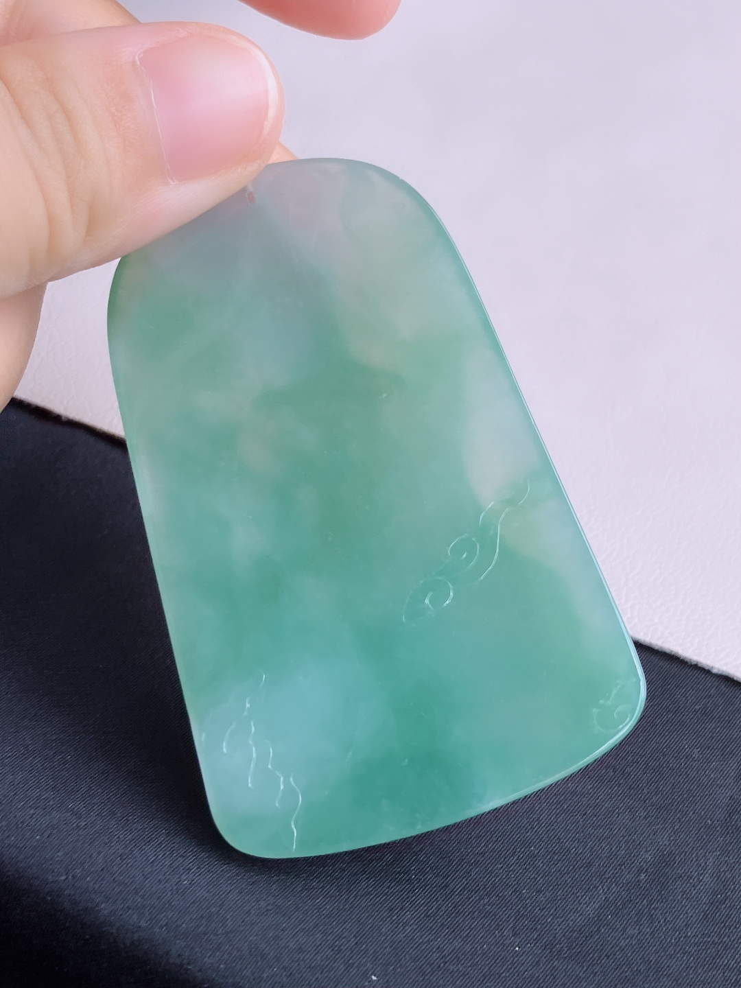 底色虚空藏菩萨，晶莹剔透，自然光实拍