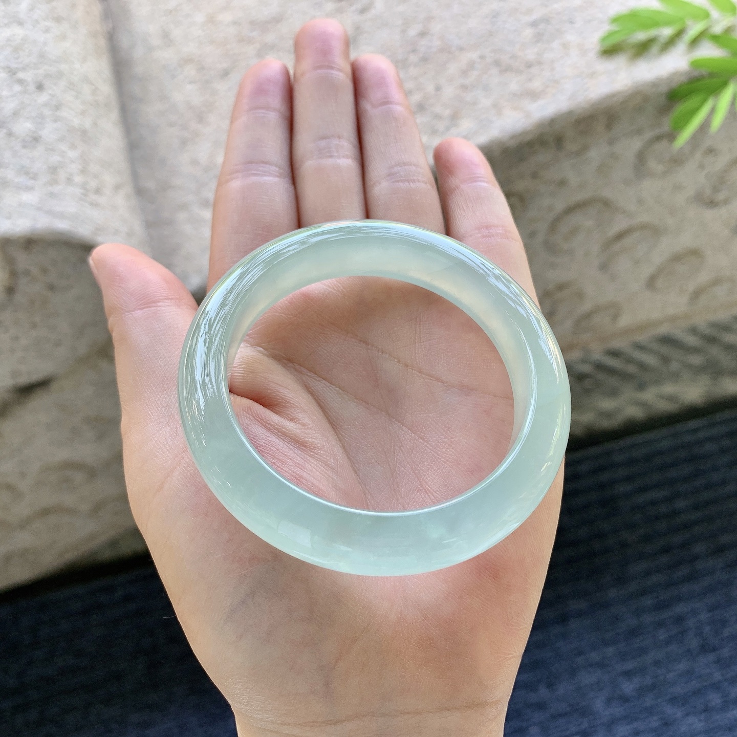 正圈51 52，冰晴绿，清透，水润，种老，细腻，有纹线