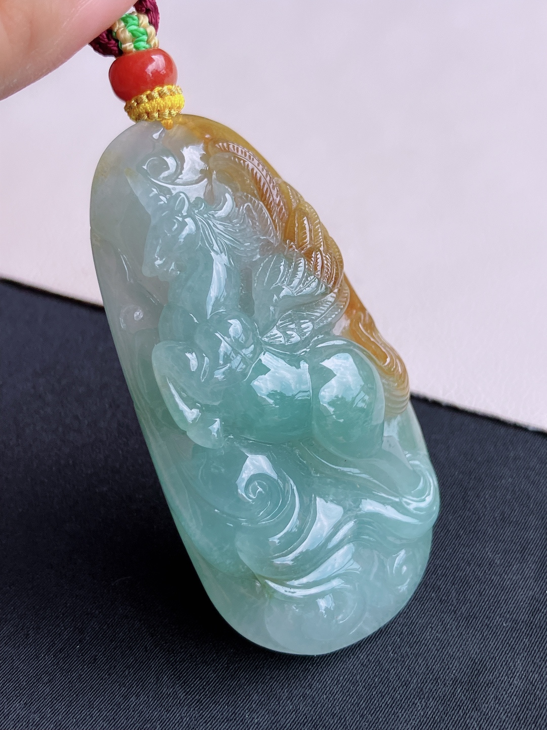 双彩马踏飞燕，特色大气，自然光实拍