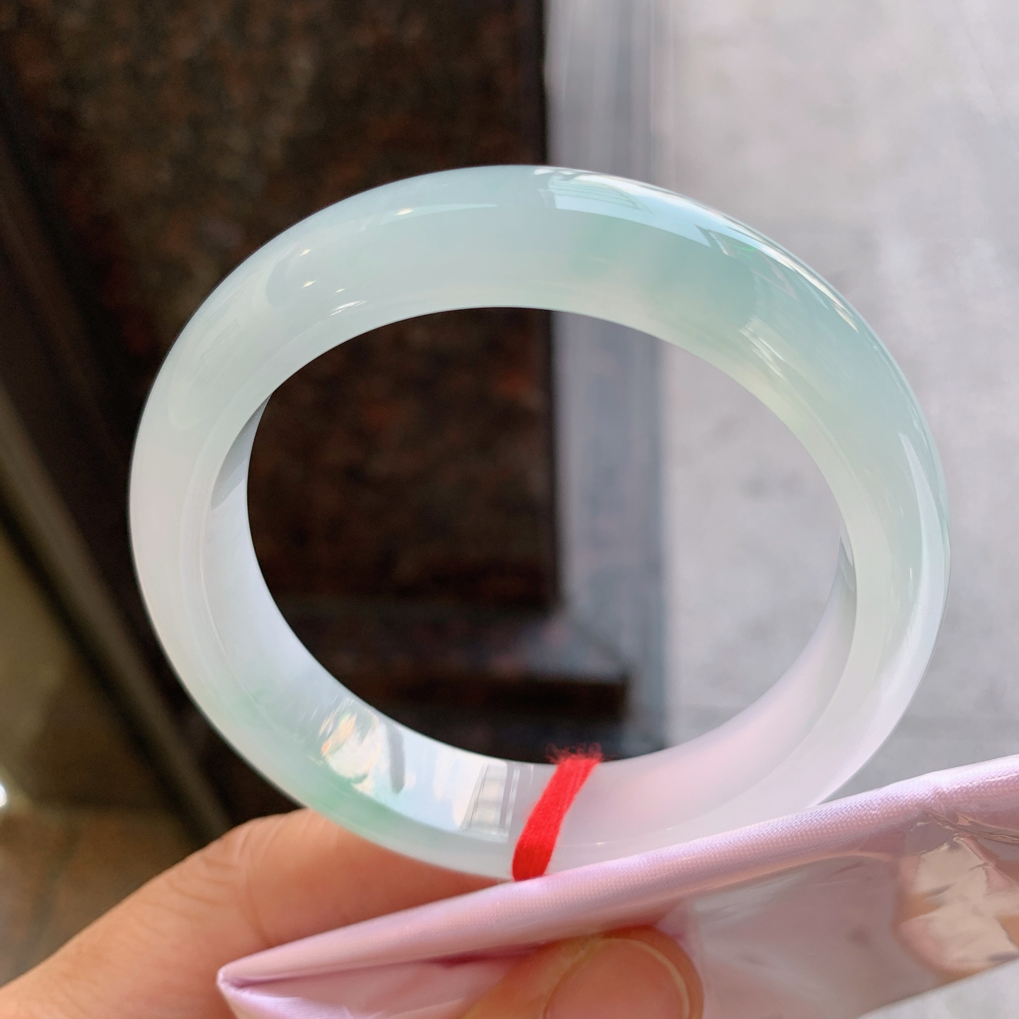 正圈冰飘绿 微棉 尺寸：55.8/12.3/8.5 冰润