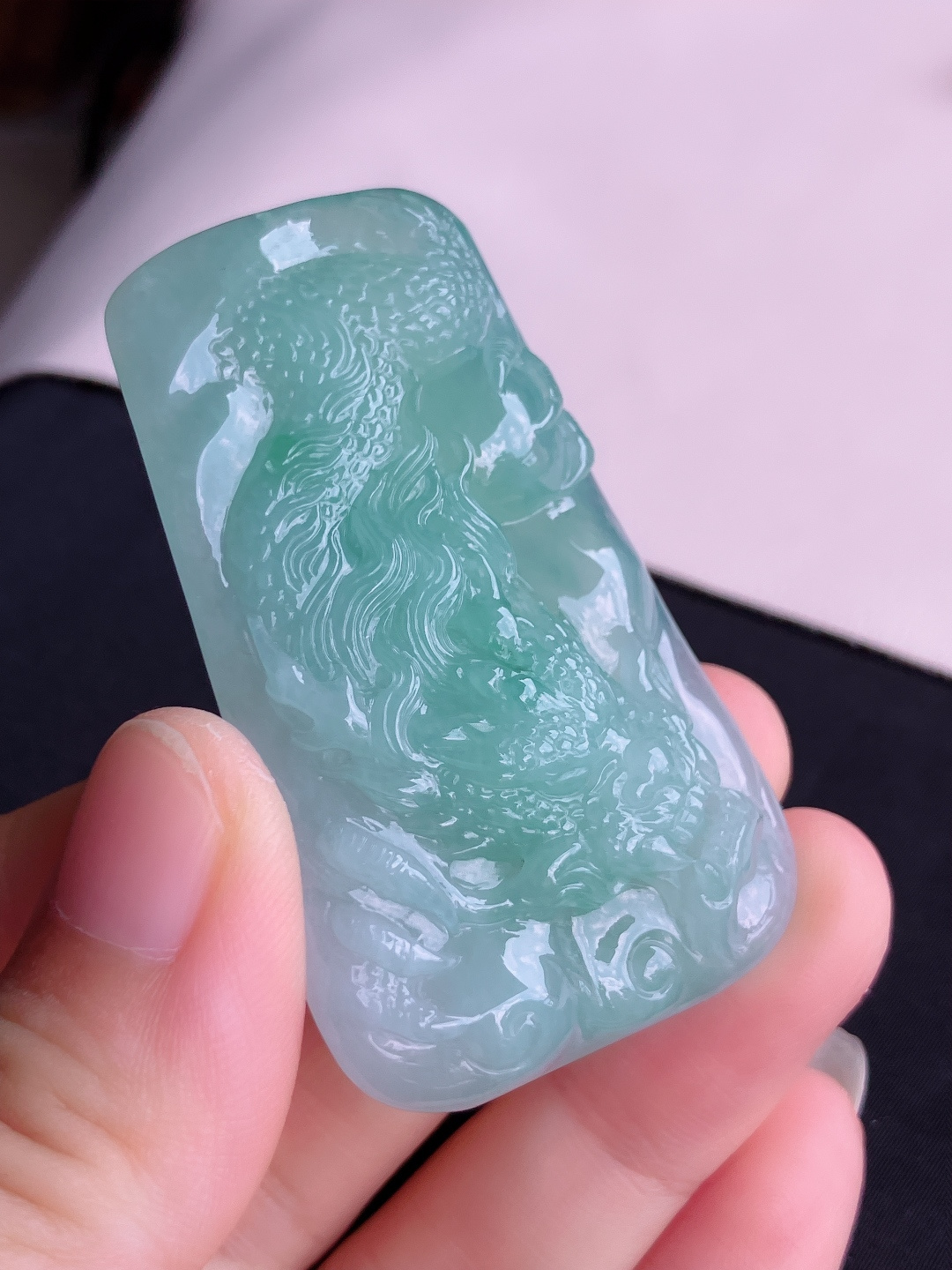 底色大龙牌，栩栩如生，尺寸59.8/36.5/12/自然光实拍