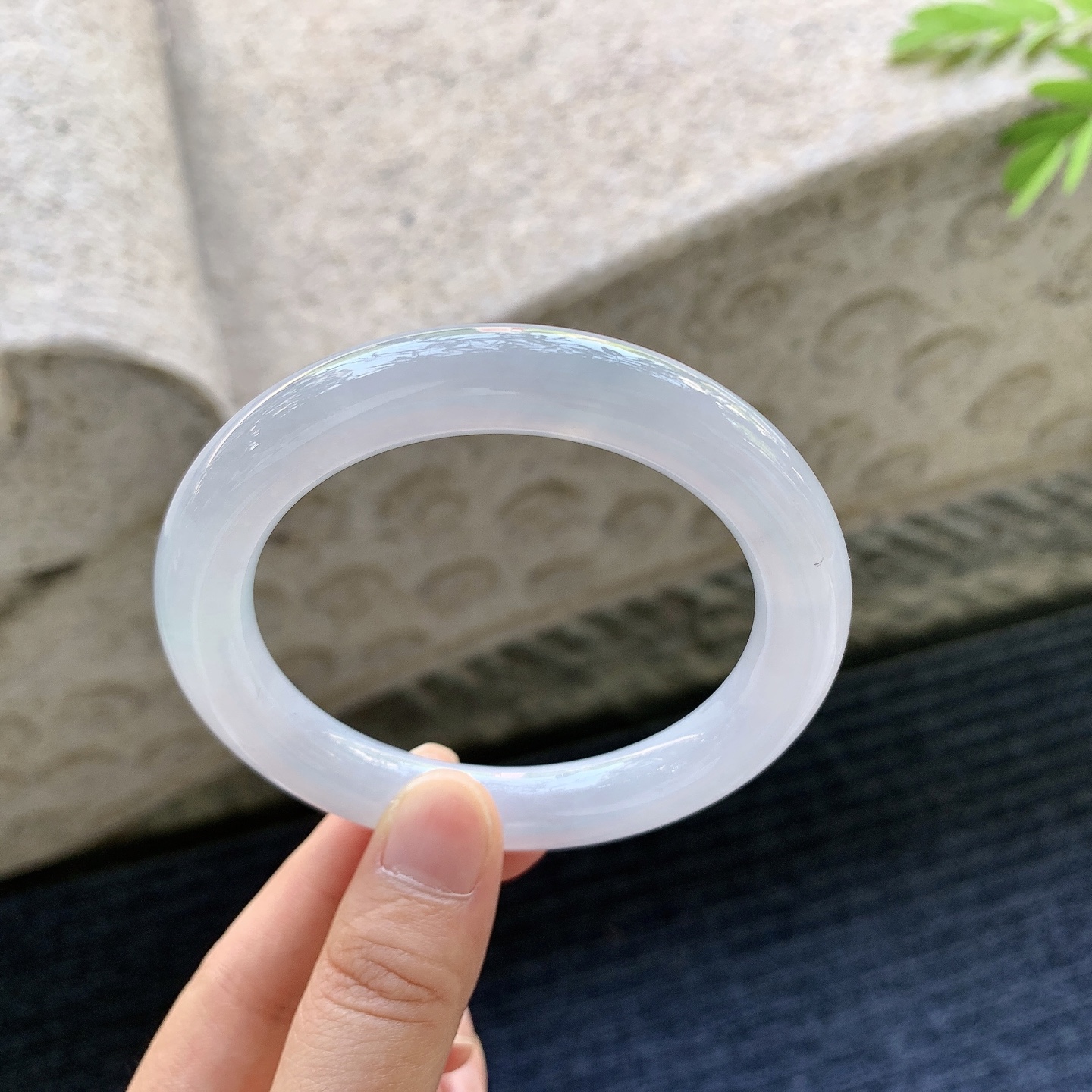 圆条56 57，糯冰，水润，种老，细腻，打灯有棉线