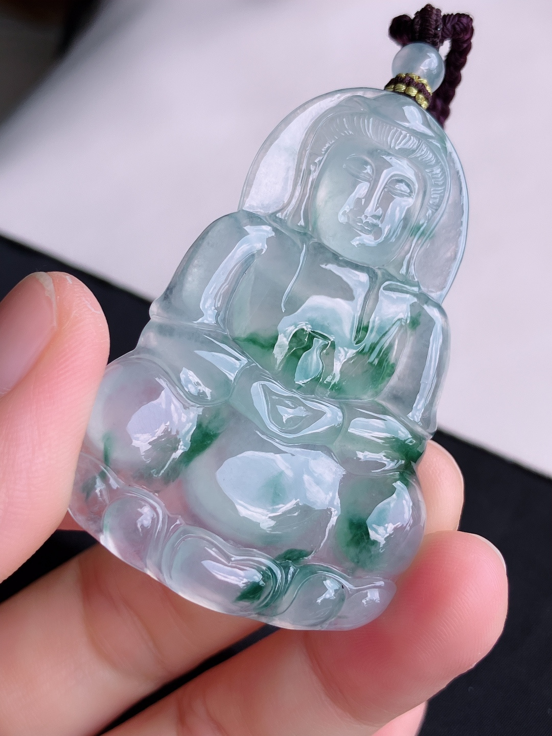 冰飘花观音，晶莹剔透，面容慈祥，尺寸56.6/37/6.8/自然光实拍