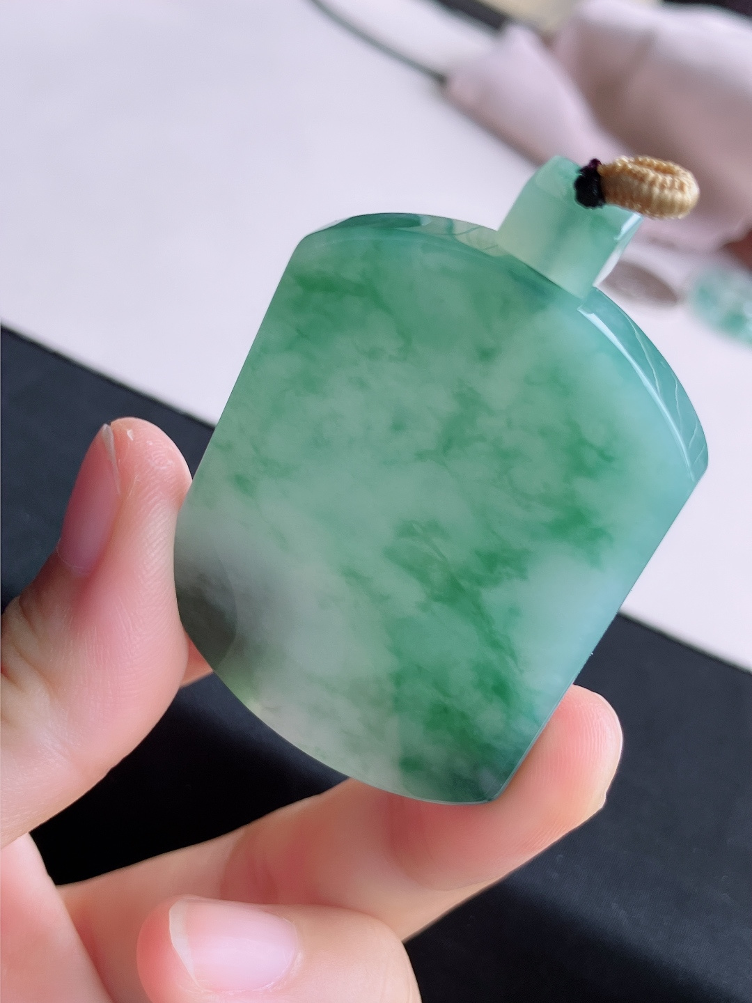 冰飘花平安牌，意境美，自然光实拍