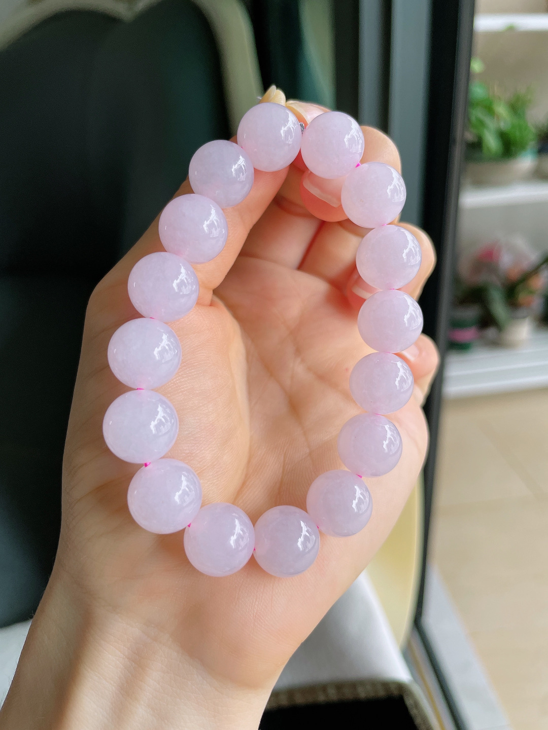 缅甸天然翡翠A货，冰手串，尺寸：12.5mm。【编4396】