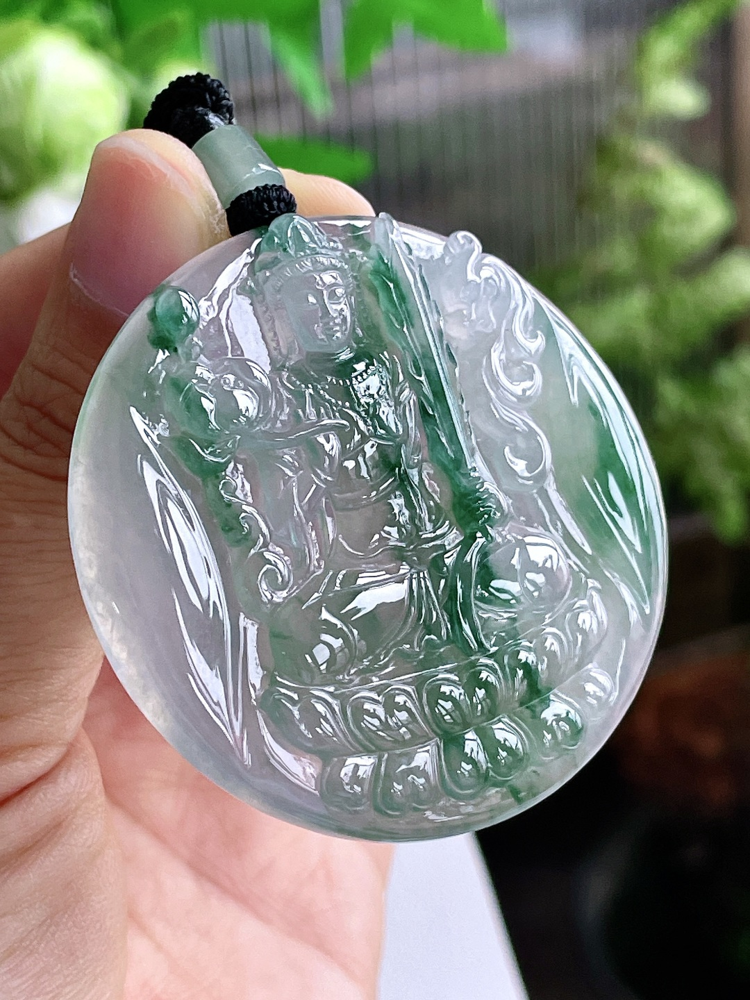 【裸石】冰飘花圆牌虚空藏菩萨牌吊坠【说明】缅甸 无裂 性比高 【尺寸】51.4-5.6 【重量】33克