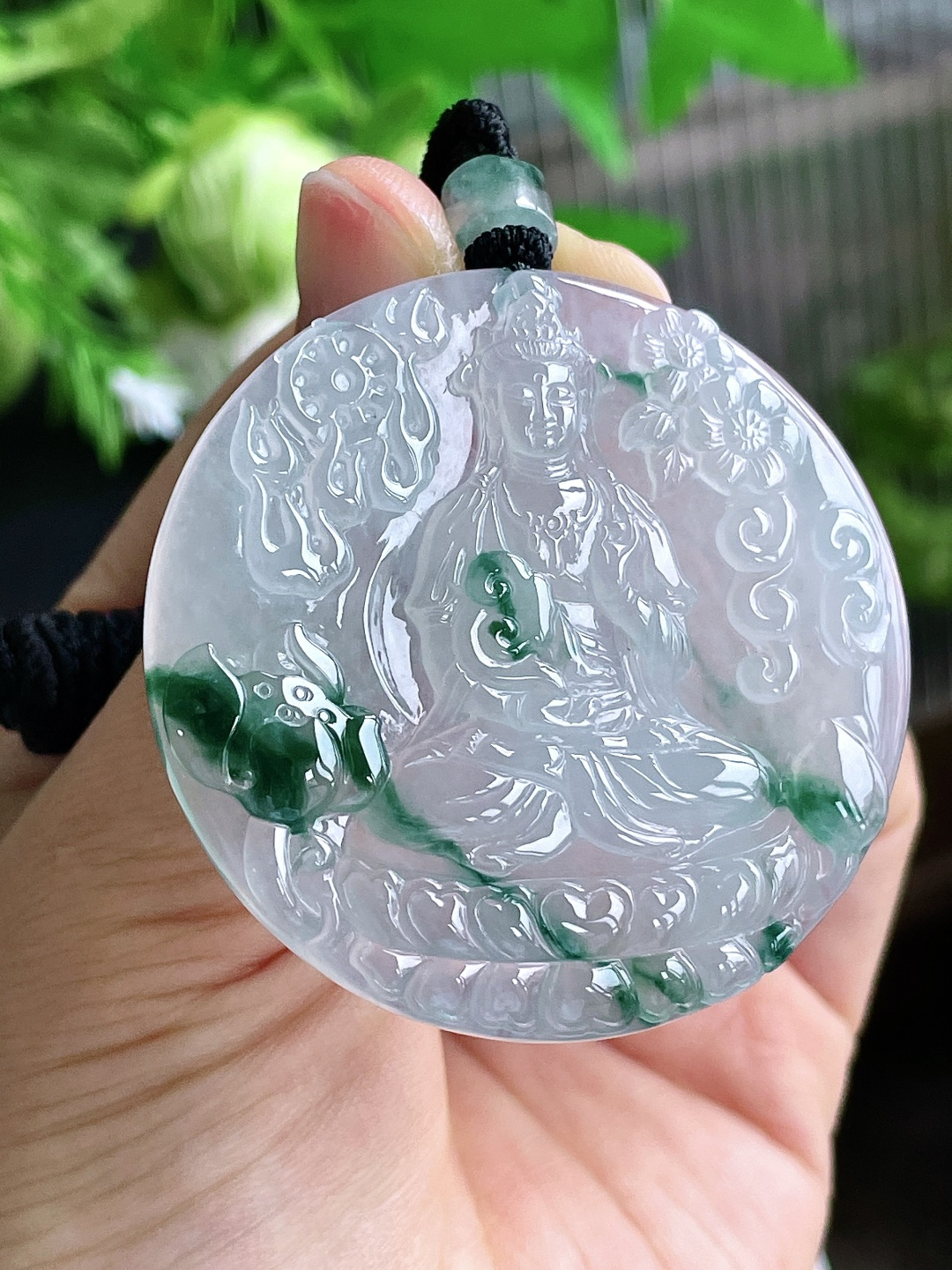 【裸石】冰飘花圆牌莲花观音牌吊坠【说明】缅甸 无裂 性比高【尺寸】50.4-5.7【重量】32.2