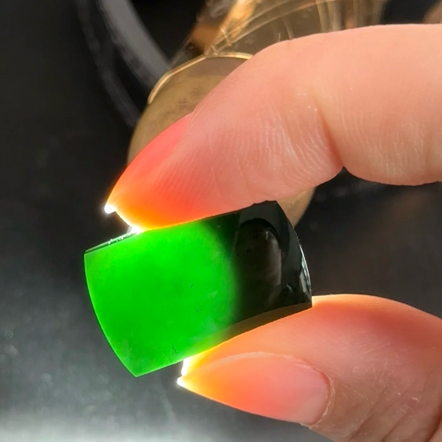 精品墨翠马鞍戒面 种好色正 黑度极好 打灯通透 油性十足  尺寸21.7