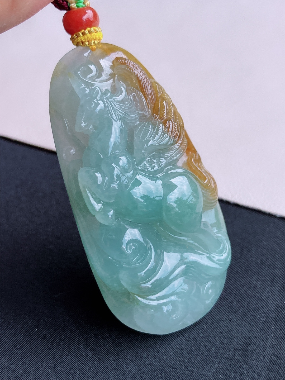 双彩马踏飞燕，特色大气，自然光实拍