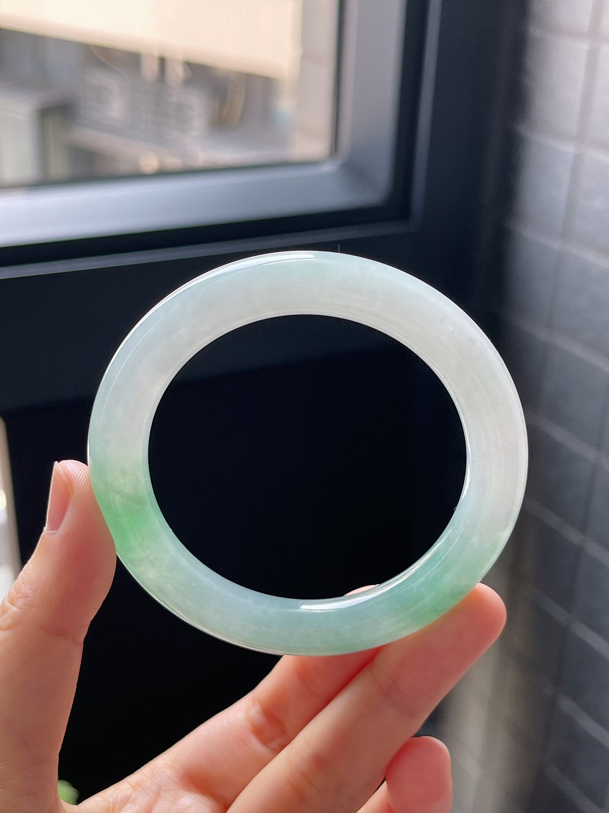 圈口52，冰糯种飘花翡翠圆条手镯9.10