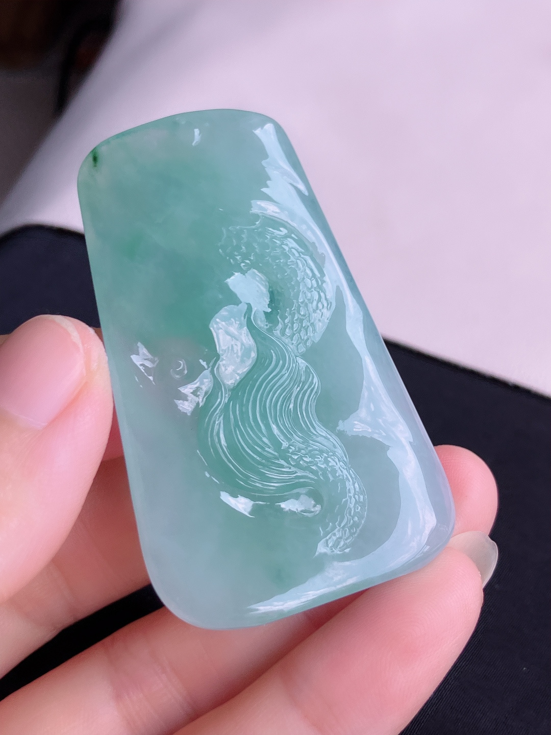 底色大龙牌，栩栩如生，尺寸59.8/36.5/12/自然光实拍