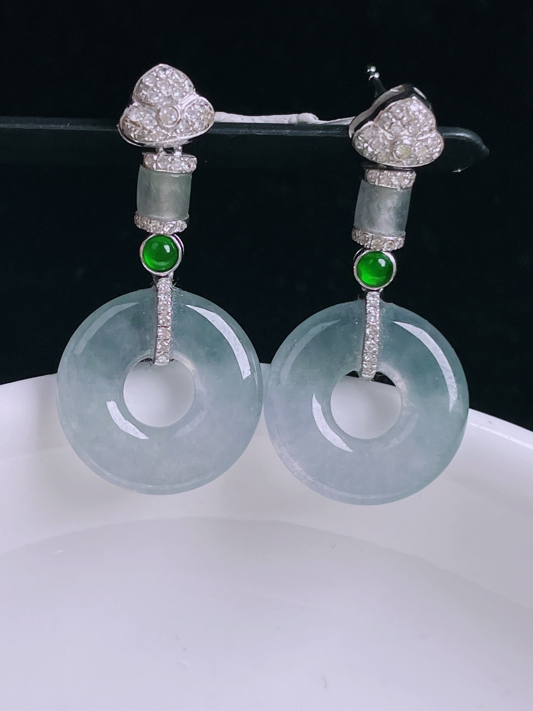 冰紫耳坠，18k镶嵌，老种起光，细底通透，尺寸：裸石14.3/3.3mm0909